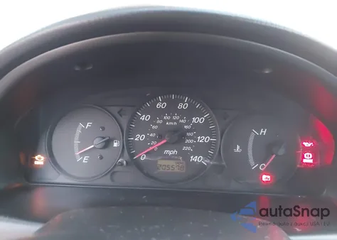 2002 Mazda Protege Dx/Es/Lx z USA, uszkodzony, nr VIN JM1BJ225020501631